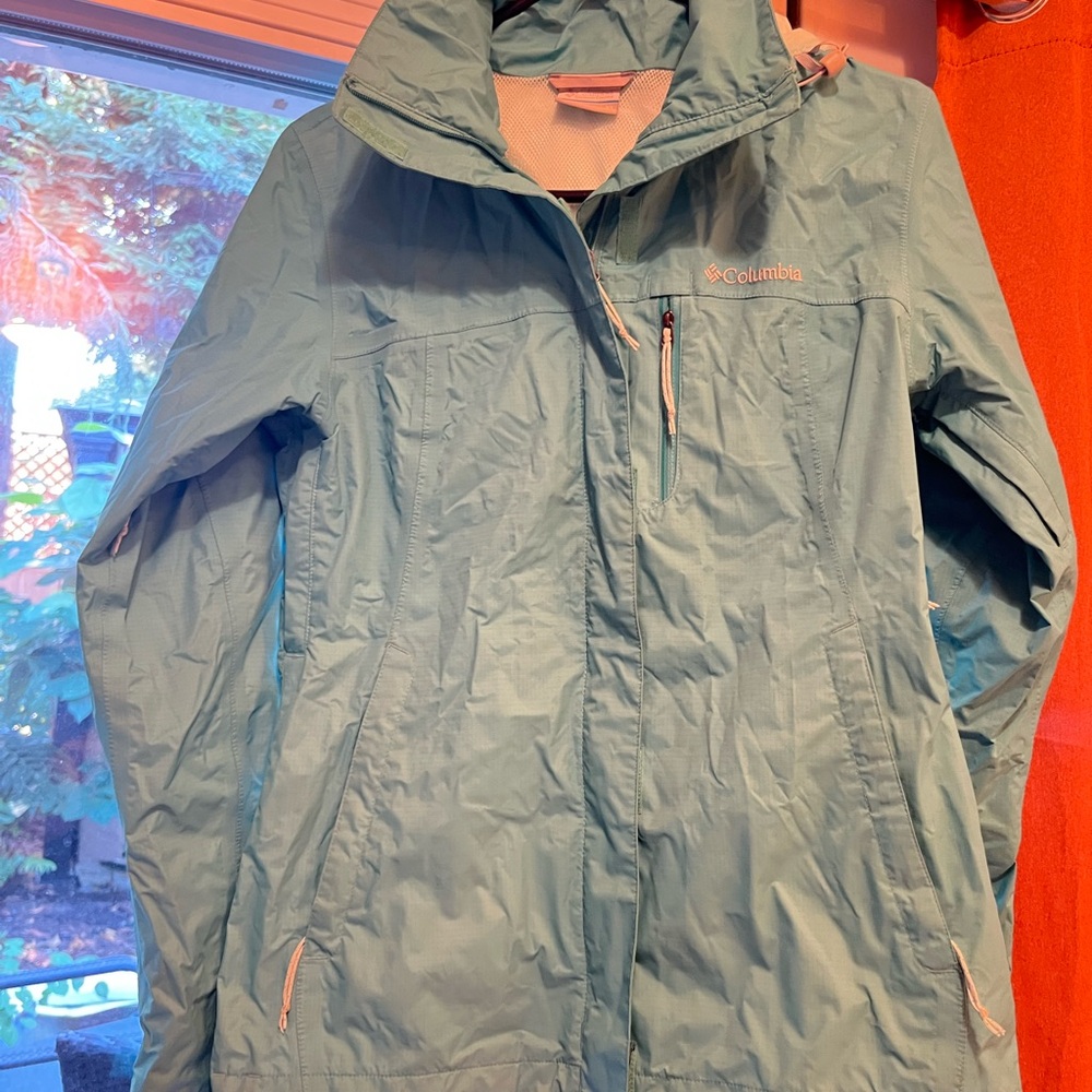 Columbia Aqua Blue Mesh-Lined Jacket
